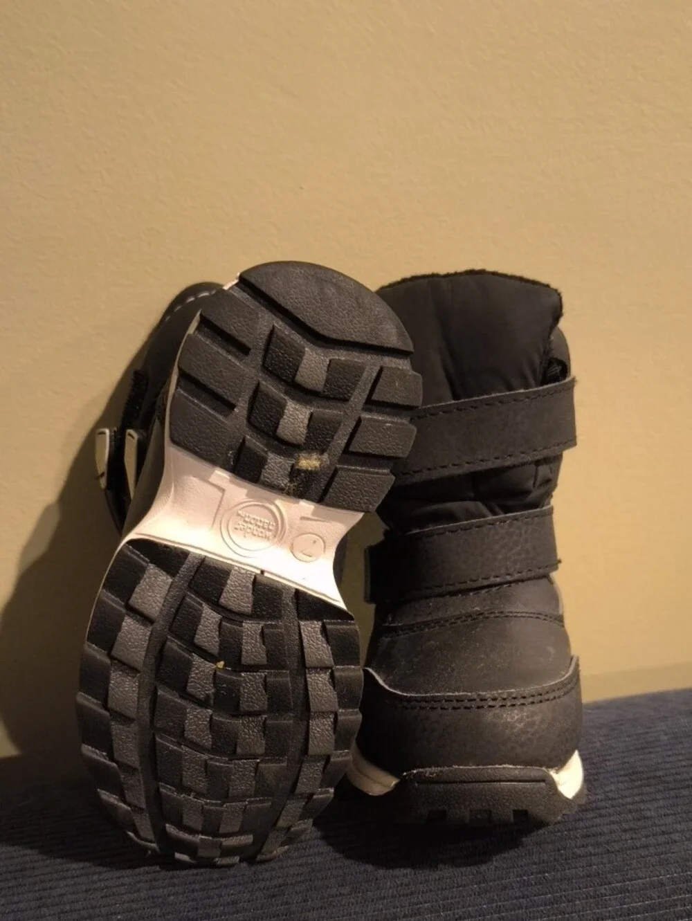 wonder nation Black Kids Rain & Snow Boots with Hook-and-Loop Straps